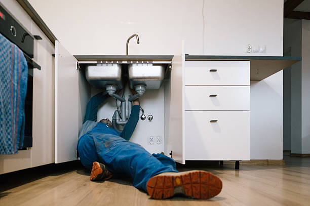 Professional Drain Cleaning technician working in Lorton, NE